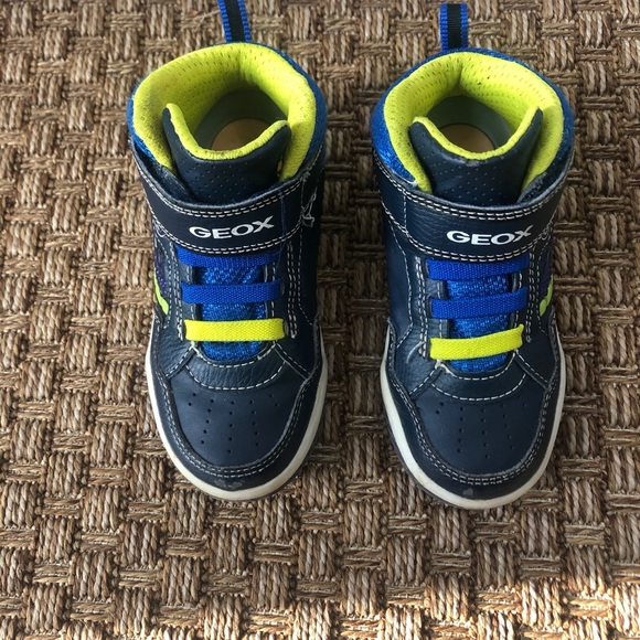 Geox - Navy Inek Light-up Trainers - Picture 2 of 7